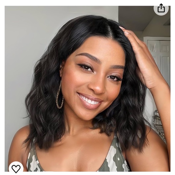 Synthetic Curly/Wavy Wig - Picture 2 of 3